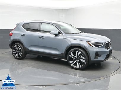 Used 2023 Volvo XC40 B5 Plus