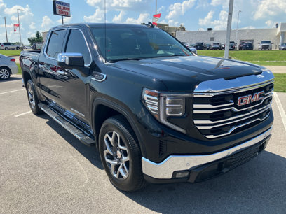Used 2023 GMC Sierra 1500 SLT w/ SLT Premium Plus Package
