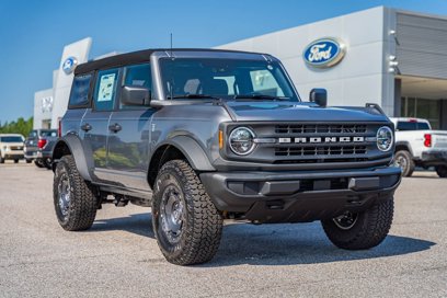 New 2025 Ford Bronco 4-Door