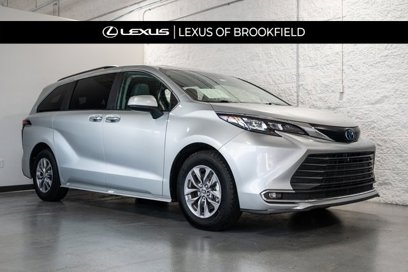 Used 2024 Toyota Sienna XLE