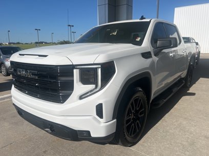 Used 2023 GMC Sierra 1500 Elevation