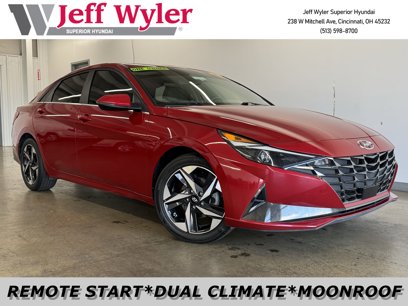 Certified 2022 Hyundai Elantra SEL w/ Convenience + Premium Package