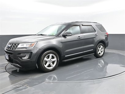 Used 2017 Ford Explorer XLT