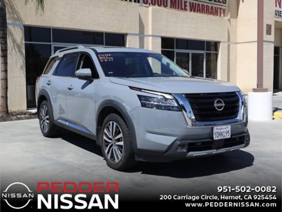 Used 2022 Nissan Pathfinder Platinum w/ Cargo Package