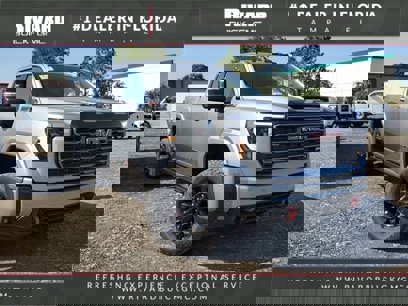 New 2025 GMC Sierra 3500 AT4 w/ AT4 Premium Plus Package