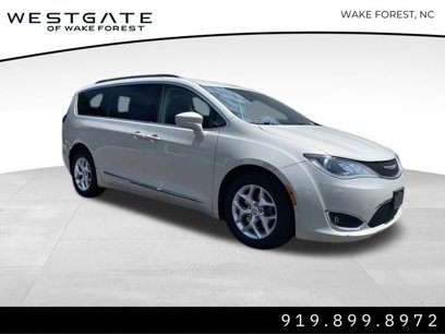 Used 2017 Chrysler Pacifica Touring-L w/ Tire & Wheel Group