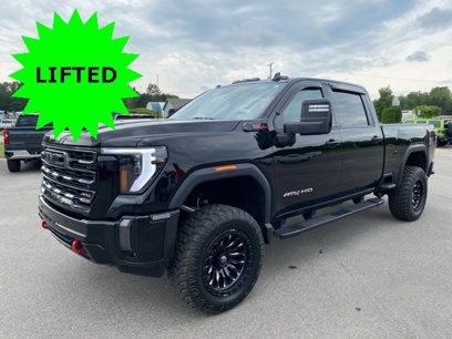 Used 2024 GMC Sierra 2500 AT4 w/ Technology Package