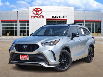 Used 2023 Toyota Highlander XSE