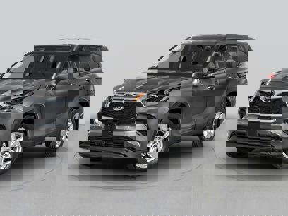 New 2025 Toyota Highlander XLE
