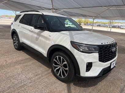 New 2025 Ford Explorer ST-Line w/ Premium Package