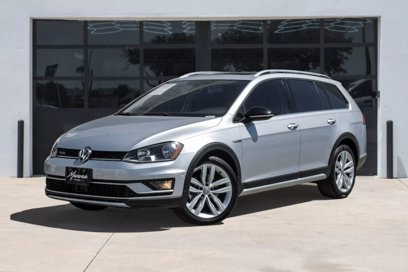 Used 2017 Volkswagen Golf Alltrack SE