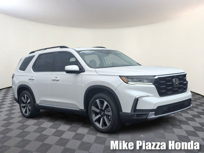 Used 2025 Honda Pilot Elite