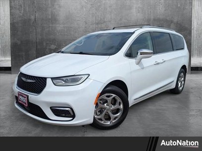 Used 2021 Chrysler Pacifica Limited