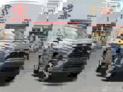 Used 2022 Toyota RAV4 XLE