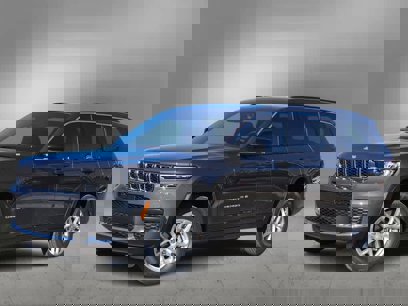 New 2025 Jeep Grand Cherokee L Laredo w/ Luxury Tech Group I