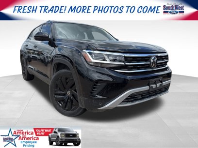 Used 2023 Volkswagen Atlas Cross Sport SE w/ Black Wheel Package
