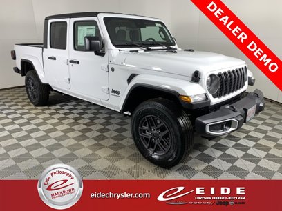 New 2025 Jeep Gladiator Sport