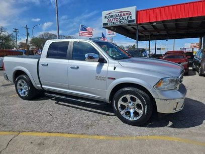Used 2015 RAM 1500 Laramie w/ Convenience Group