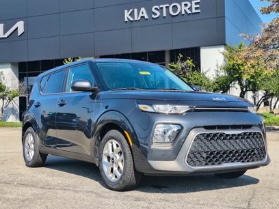 Certified 2022 Kia Soul LX w/ Technology Package