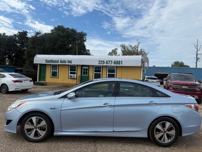 Used 2011 Hyundai Sonata Hybrid w/ Premium Equipment Pkg 2