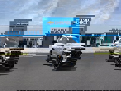 New 2025 Chevrolet Traverse RS w/ LPO, Floor Liner Package