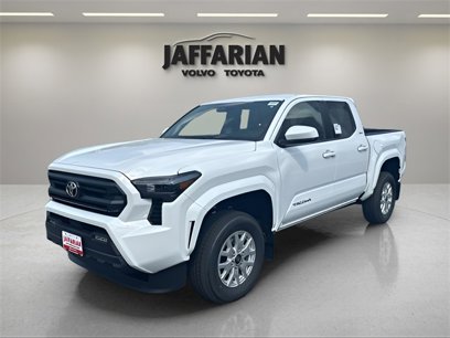 New 2025 Toyota Tacoma SR5