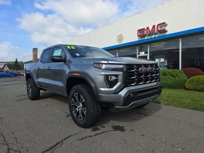 New 2025 GMC Canyon AT4 w/ AT4 Premium Package