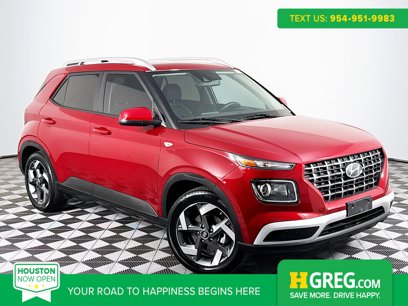 Used 2022 Hyundai Venue SEL w/ Cargo Package