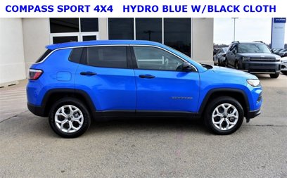 New 2025 Jeep Compass Sport