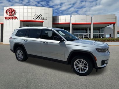 Used 2023 Jeep Grand Cherokee L Laredo