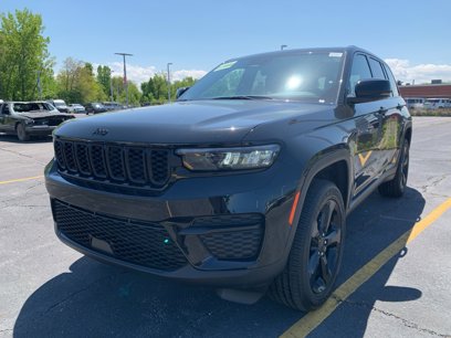 New 2025 Jeep Grand Cherokee Altitude
