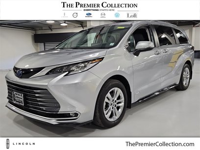 Used 2021 Toyota Sienna Limited