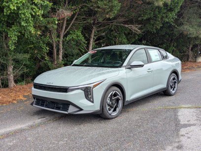 New 2025 Kia K4 EX