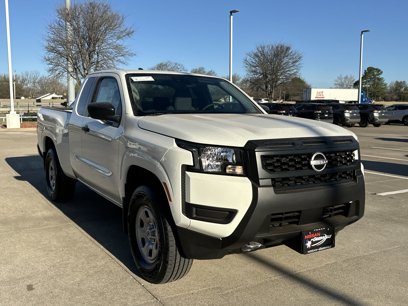 New 2025 Nissan Frontier S