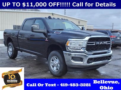 New 2024 RAM 3500 Tradesman w/ Chrome Appearance Group