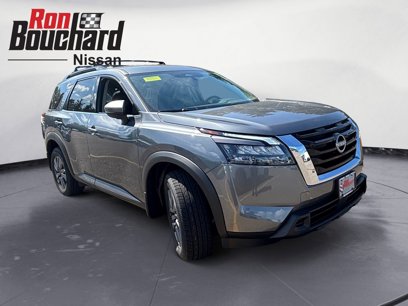 New 2025 Nissan Pathfinder SV