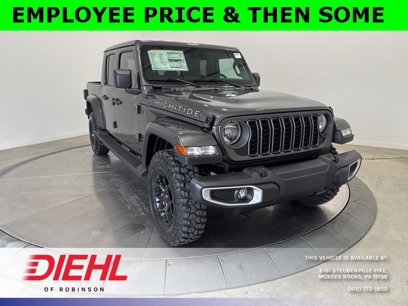 New 2025 Jeep Gladiator Sport