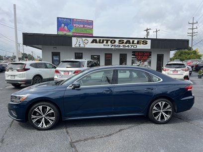 Used 2021 Volkswagen Passat 2.0T SE