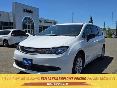 New 2025 Chrysler Voyager LX
