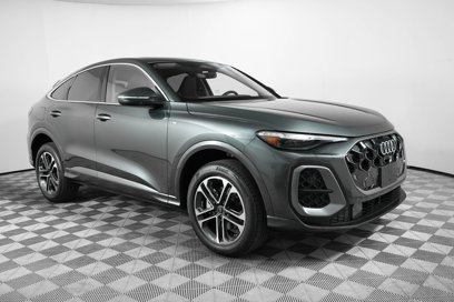 New 2025 Audi Q5 Premium Plus
