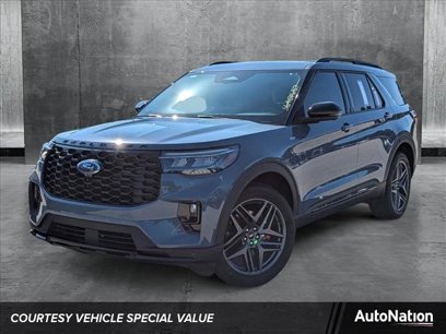 New 2025 Ford Explorer ST-Line w/ Premium Package