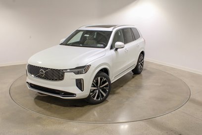 New 2026 Volvo XC90 B6 Core