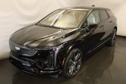 New 2025 Cadillac Optiq Sport 2