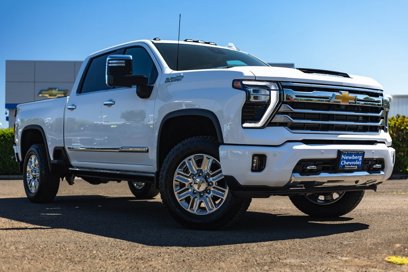 New 2025 Chevrolet Silverado 3500 High Country w/ Technology Package