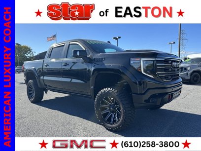 New 2023 GMC Sierra 1500 AT4 w/ AT4 Premium Package