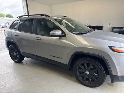Used 2014 Jeep Cherokee Altitude