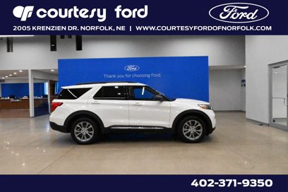 Certified 2022 Ford Explorer XLT w/ Equipment Group 202A