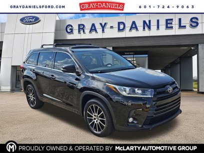 Used 2018 Toyota Highlander SE