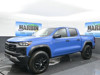 New 2025 Chevrolet Colorado Trail Boss w/ Midnight Edition