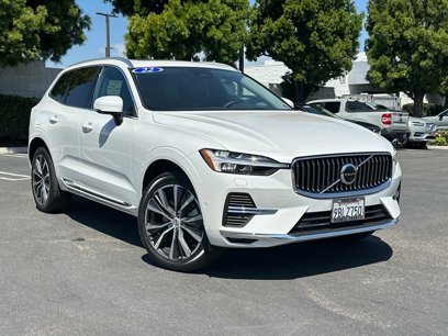 Certified 2022 Volvo XC60 T8 Inscription Expression w/ Advanced Package